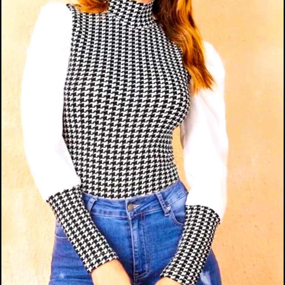 Blouse nice print front and sleeve